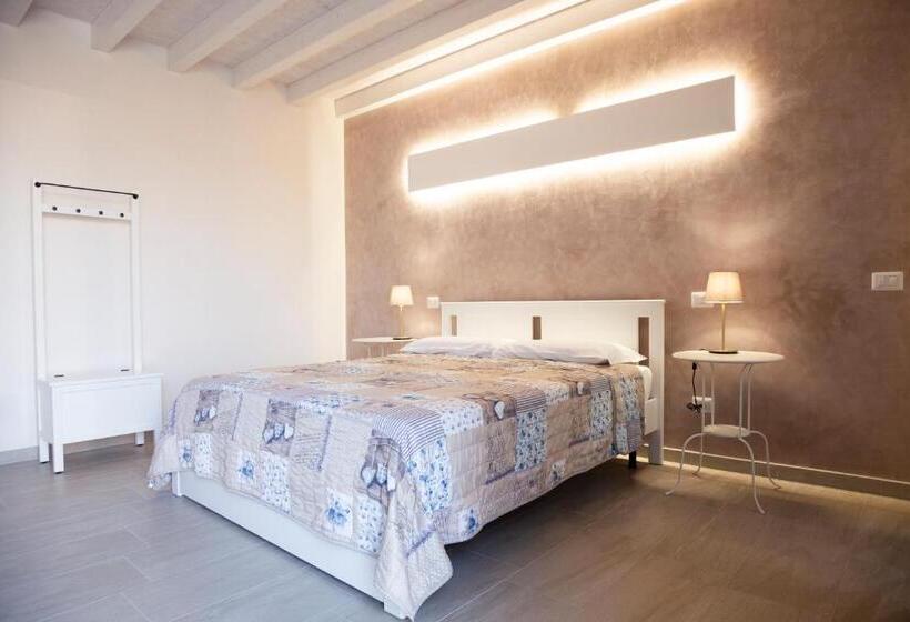 标准间, La Corte Di Emma E Ale