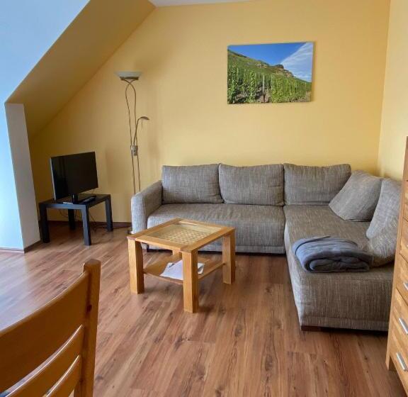 带1个卧室的带阳台的公寓, Weinquartier Kröv