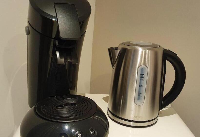 Номер Стандарт, B & B De Stok