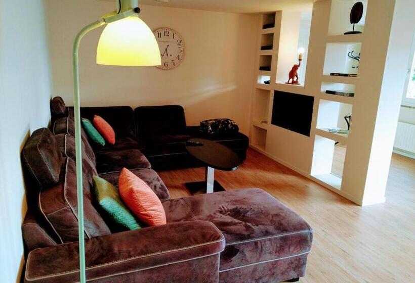 بنجلو قياسى غرفتين نوم, B&b Katoo