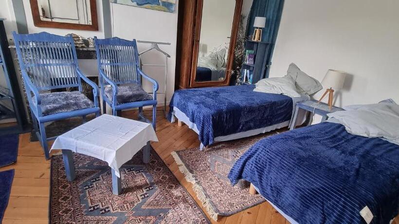 Номер Стандарт Совместная Ванная, Chambre D Hôtes Les Jardins De Marie, Sci Charles Iii