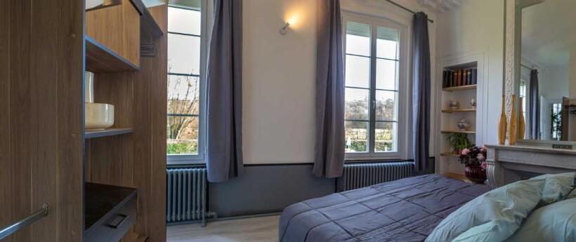 Люкс Вид на Сад, Chambre D Hôtes Les Jardins De Marie, Sci Charles Iii
