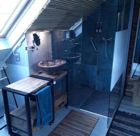 חדר דלוקס, Groot Genoegen   50 North   With Airco