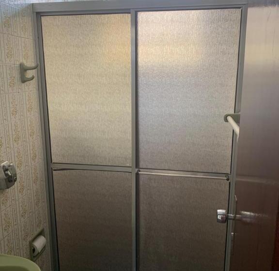 单人经济间, H One Hostel