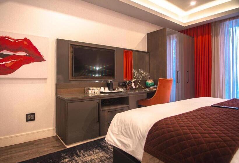 סוויטה נשיאותית, Mgb Hotel At 2ten