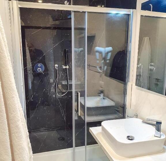 Deluxe Room Mountain View, Affittacamere Orchidea For Tourists And Hesperia Hospital