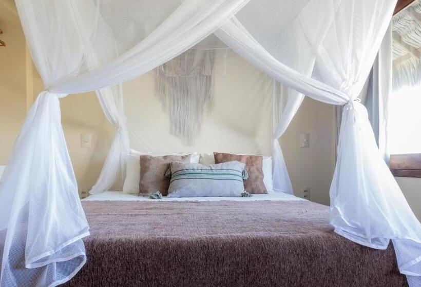 Номер Стандарт, Avra Tatajuba