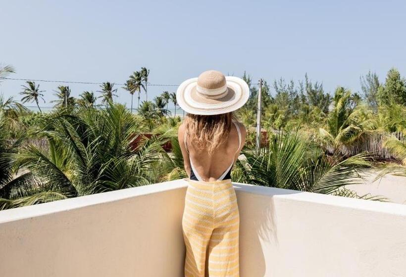 جناح رئاسى, Avra Tatajuba