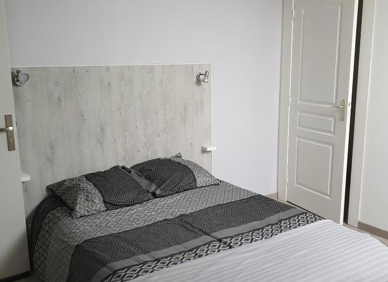 Номер Стандарт, Chambres La Fabière Vauciennes  Epernay