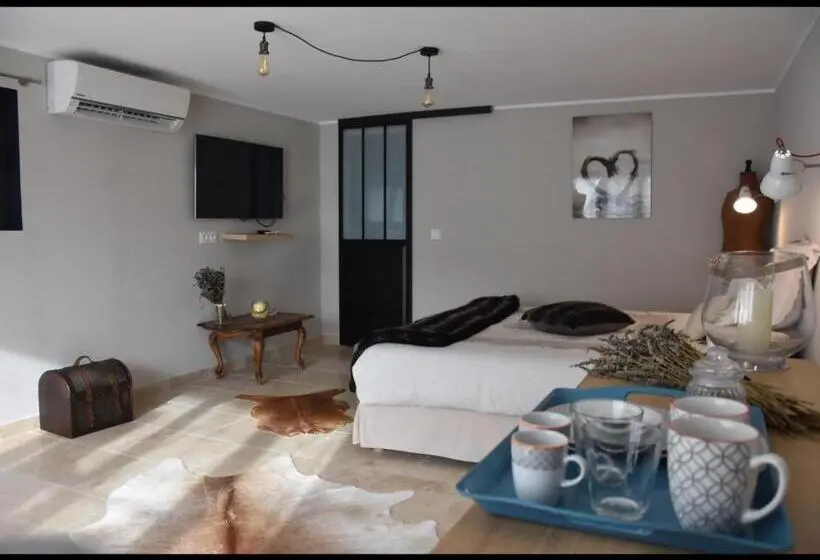 キングサイズベッドのスタンダードルーム, La Secrète Chambre De La Tour
