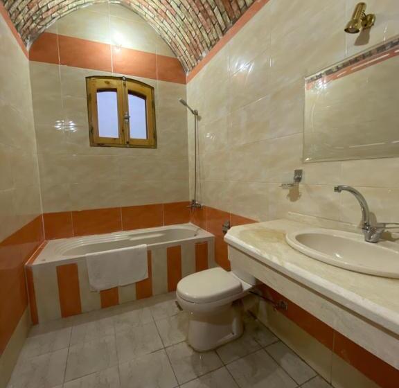 اتاق لوکس, Elsanosy Family Guest House   Luxor