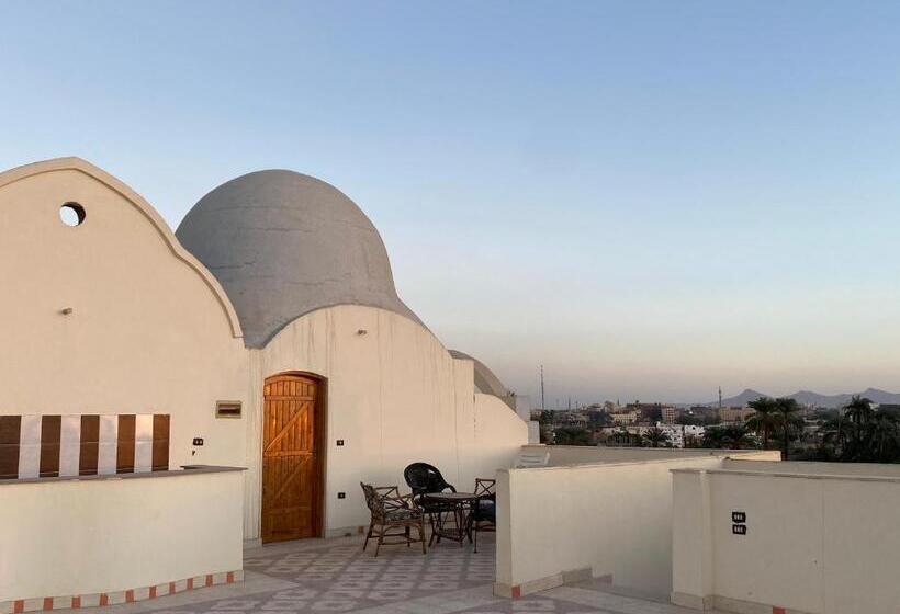 Quarto Deluxe, Elsanosy Family Guest House   Luxor