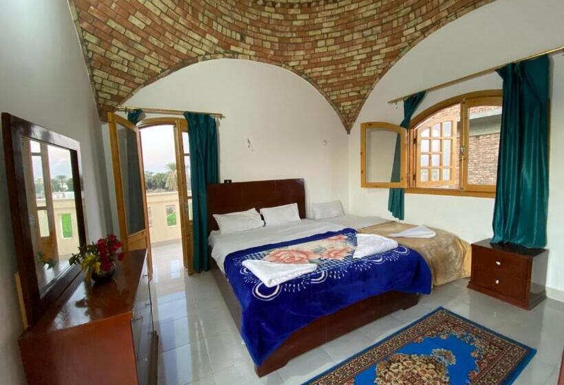 اتاق استاندارد سه نفره, Elsanosy Family Guest House   Luxor