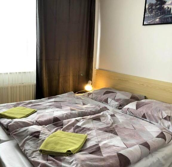 غرفة قياسية, Penzión šariš