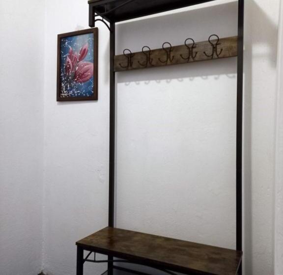 غرفة قياسية ثلاثية, Penzión šariš