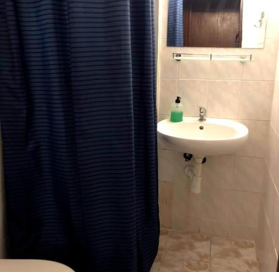 غرفة قياسية ثلاثية, Penzión šariš