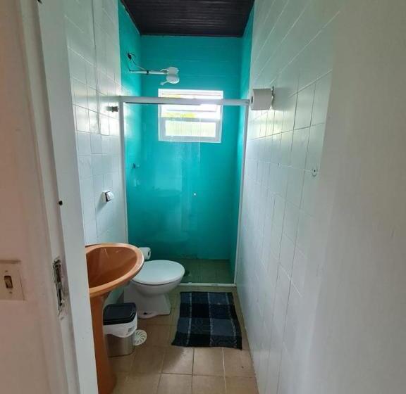 Кровать в Общей Комнате, Hostel 4 Elementos 200 Metros Da Praia De Pernambuco E Do Mar Casado