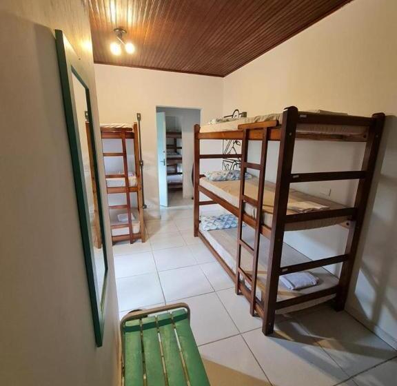 Кровать в Общей Комнате, Hostel 4 Elementos 200 Metros Da Praia De Pernambuco E Do Mar Casado