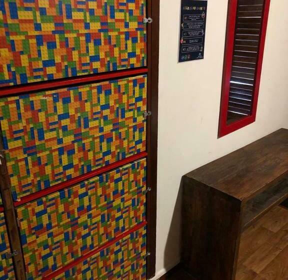 Кровать в Общей Комнате, Hostel 4 Elementos 200 Metros Da Praia De Pernambuco E Do Mar Casado