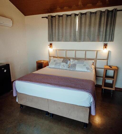 جناح مطلّ علي البحر, Terraço