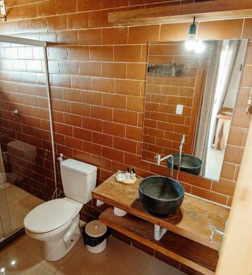 جناح مطلّ علي البحر, Terraço