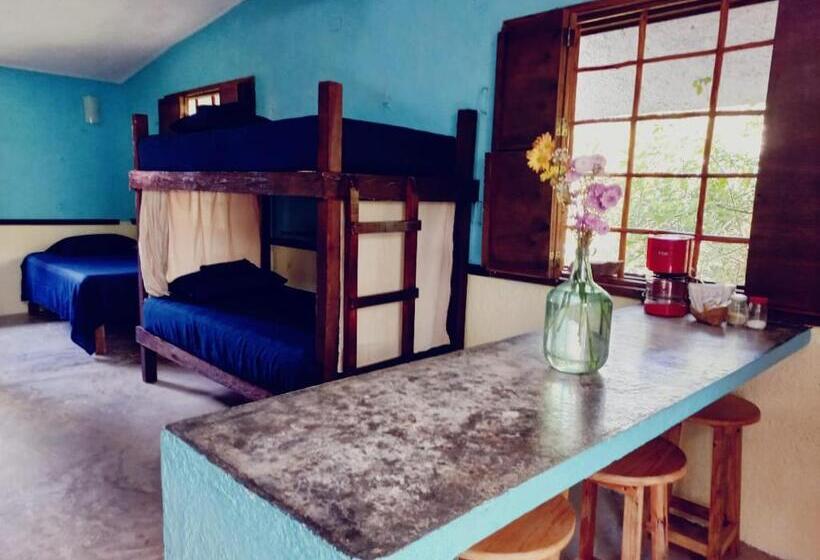 Семейное Студио, Apartment Close To The Town Utopia