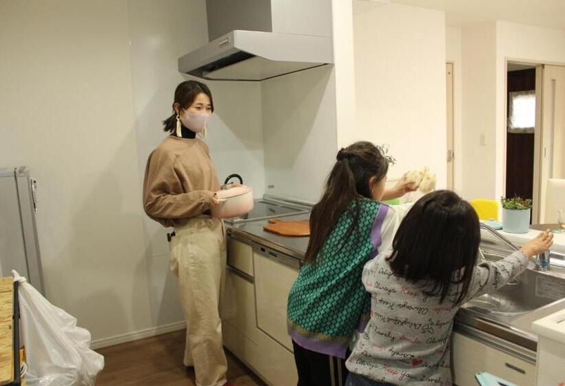 خانه 1 خوابه, Kawada