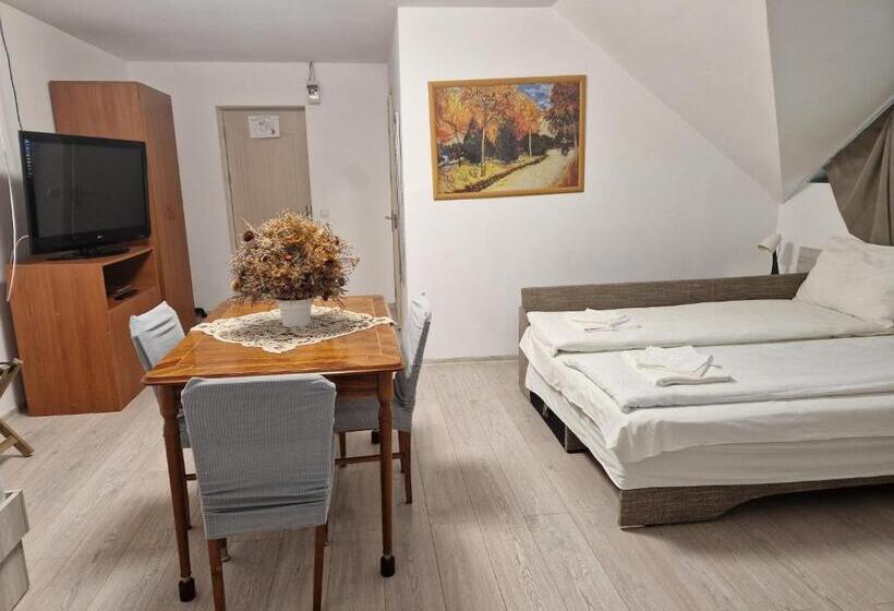 四人标准间, Sepsi Relax