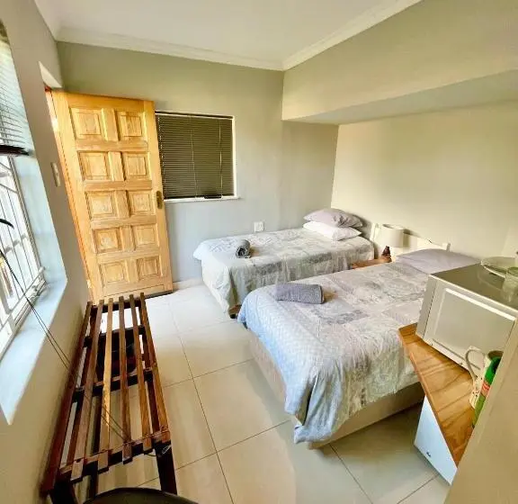 اتاق اکونومی, Wamelia Guesthouse