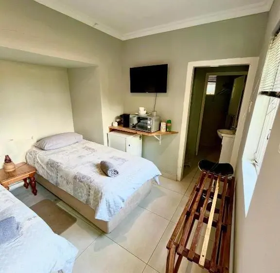 اتاق اکونومی, Wamelia Guesthouse