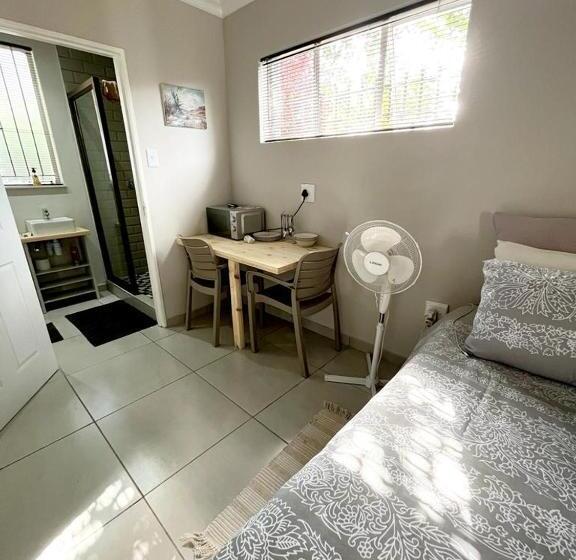 家庭间, Wamelia Guesthouse