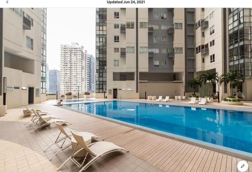 اتاق لوکس, The Rustic Haven 1