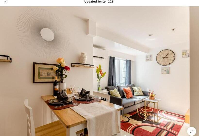 اتاق لوکس, The Rustic Haven 1