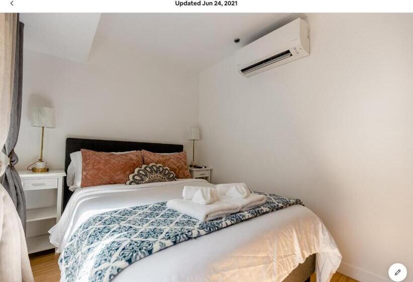 Quarto Deluxe, The Rustic Haven 1