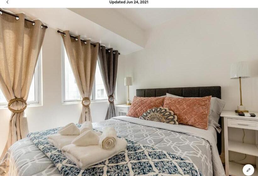 اتاق لوکس, The Rustic Haven 1