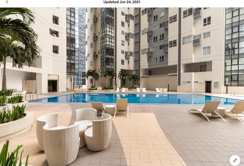 اتاق لوکس, The Rustic Haven 1