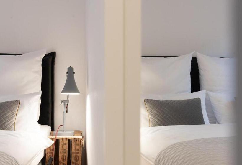 Номер Стандарт, Der Gänsbühl Auf Der Stadtmauer