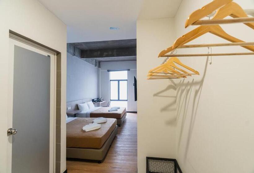 スタンダード４人部屋, Urban Inn Sp Saujana