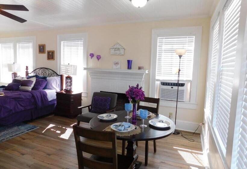 Номер Стандарт, Lawrence Village Bed And Breakfast