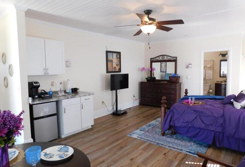 Номер Стандарт, Lawrence Village Bed And Breakfast