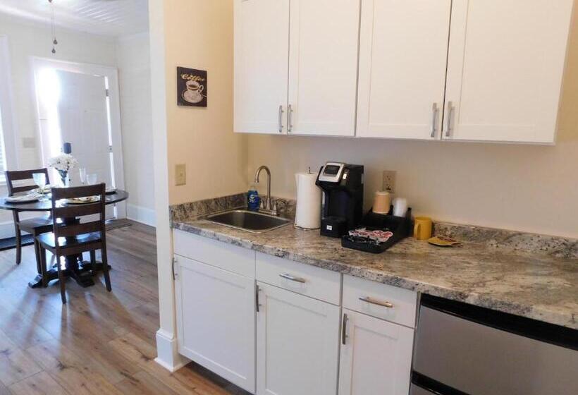 Стандартный Номер Кровать Кинг, Lawrence Village Bed And Breakfast