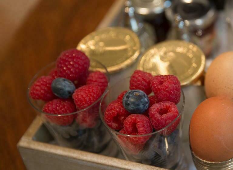 スタンダードルーム, Twos In Bruges