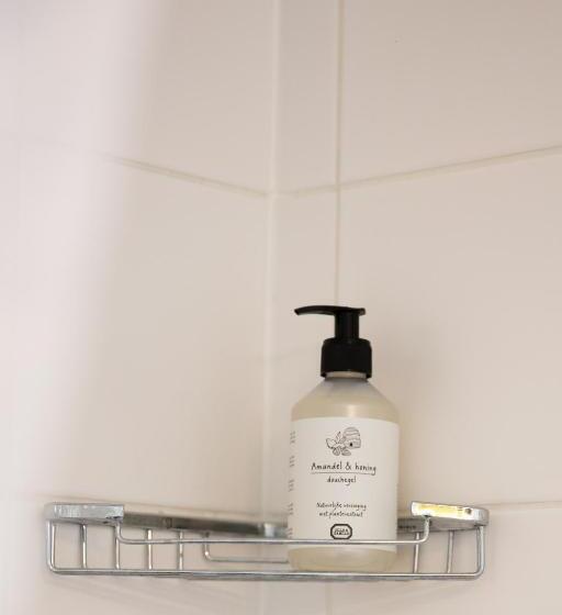 スタンダードルーム, Twos In Bruges