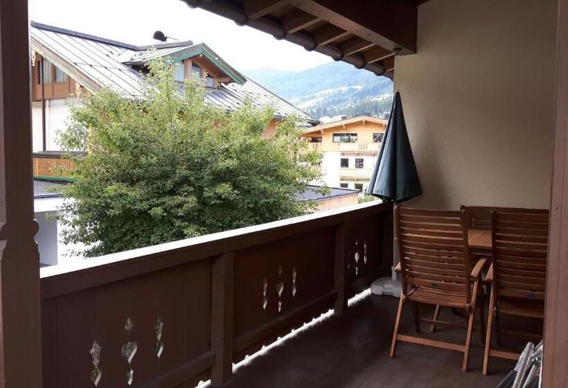 Апартаменты 1 Спальня с Балконом, Gästehaus Roland