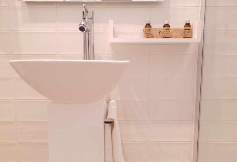 اتاق اکونومی, El Silencio Boutique Room