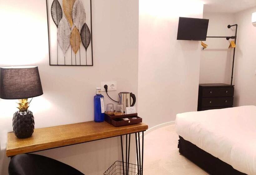 اتاق اکونومی, El Silencio Boutique Room