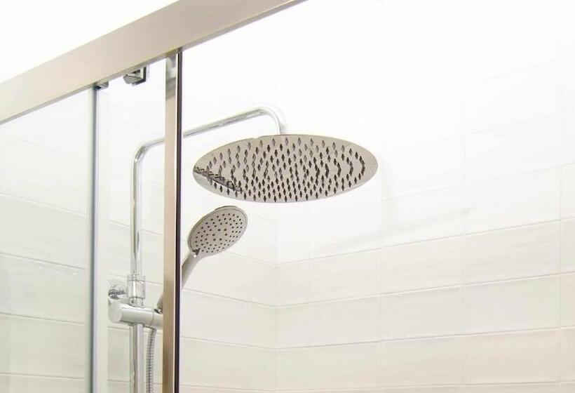 اتاق اکونومی, El Silencio Boutique Room