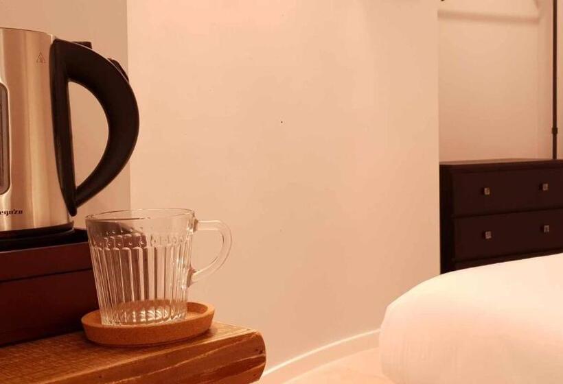 اتاق اکونومی, El Silencio Boutique Room