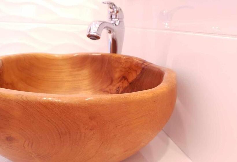 اتاق استاندارد با تخت بزرگ, El Silencio Boutique Room