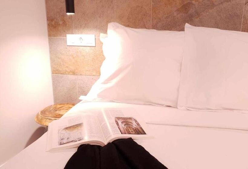اتاق اکونومی, El Silencio Boutique Room